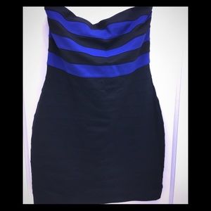 Striped, sleeveless, midi dress.